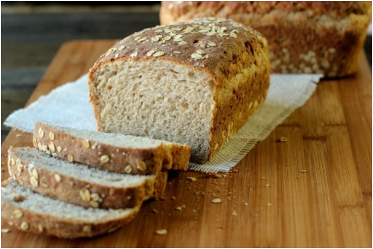 Овсяная мука хлебопечка. Овсяный хлеб Здравушка. Хлеб из овса. Хлеб из овсяных хлопьев. Хлеб из овсяной муки в духовке.