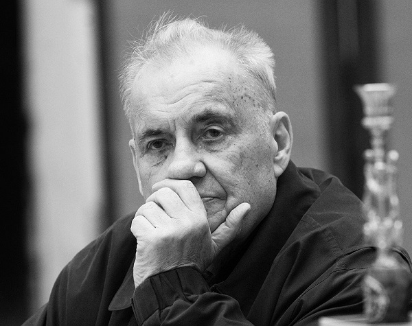 У памяти моей дурное свойство, — любая пакость будет долго тлеть У памяти моей дурное свойство, — любая пакость будет долго тлеть