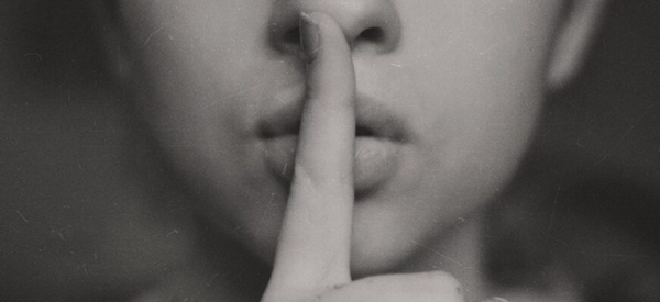 «ТСС! НИКОМУ НЕ ГОВОРИ!» ИЛИ ПОЧЕМУ СЧАСТЬЕ ЛЮБИТ ТИШИНУ